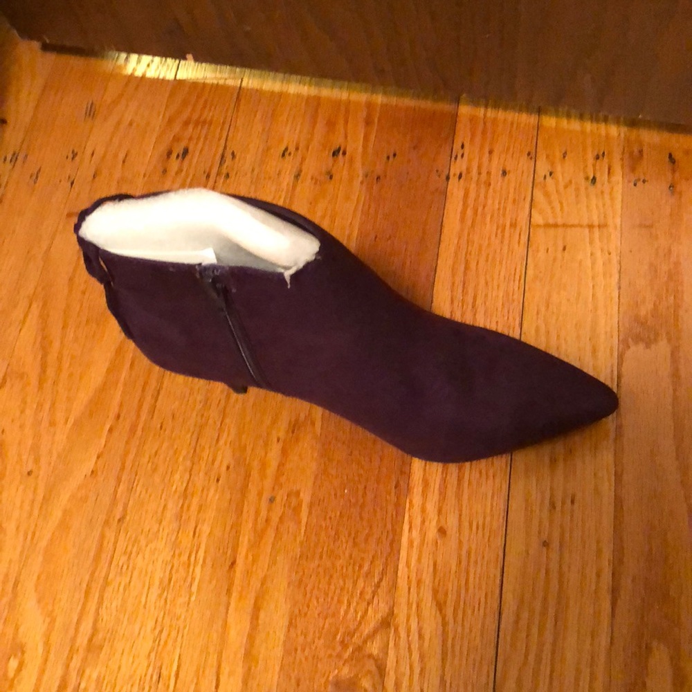 SAVIER| Purple suede boots.